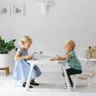 Игровой столик Oribel Portaplay Wonderland + 2 стульчика  ����, �������� | Babyshopping